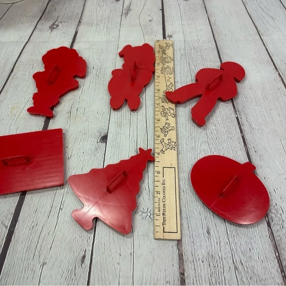 vintage tupperware Red Holiday Cookie Cutters Set flag christmas tree pumpkin